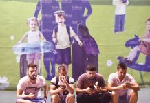 Șocant! GENERAȚIA pentru care NU mai exista COPILARIE!