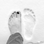 Afla cum sa tratezi picioarele reci