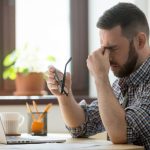 Sfaturi pentru a evita problemele de vedere in timpul lucrului la distanta