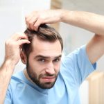 Beneficiile usturoiului pentru cresterea parului si 3 moduri de utilizare