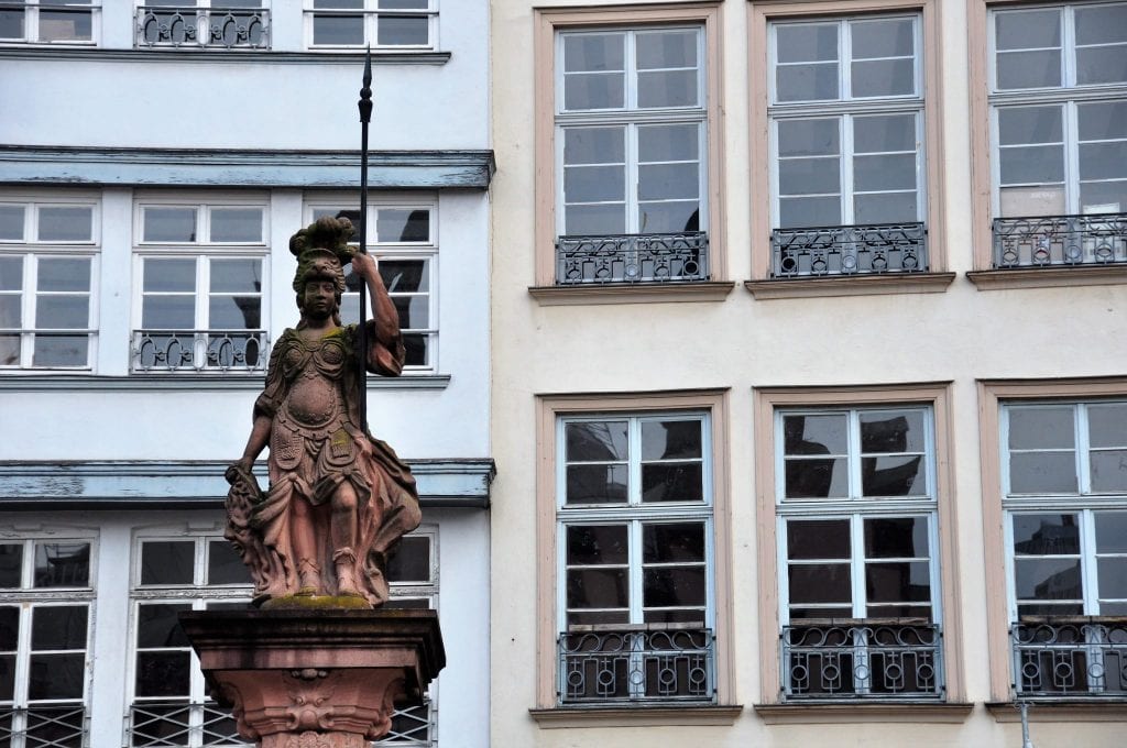 ce sa vizitezi in Frankfurt