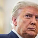 Trump da drumul la iertare, acordand mila criminalilor de razboi condamnati