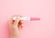 La cate zile dupa menstruatie poti ramane insarcinata? Semne timpurii si teste de sarcina